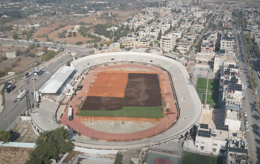تواصل أعمال إعادة تأهيل ملعب خالد بن الوليد في حمص